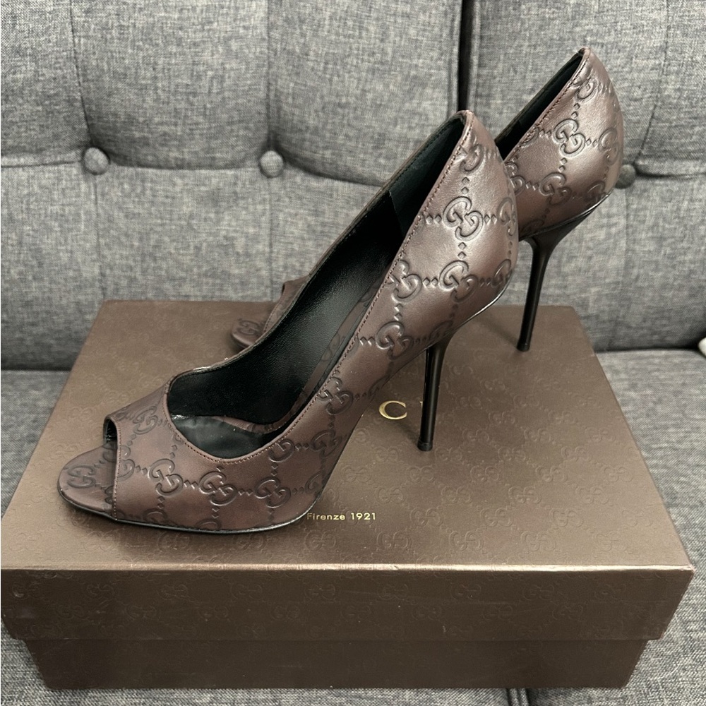 Gucci Leather Monogram Heels